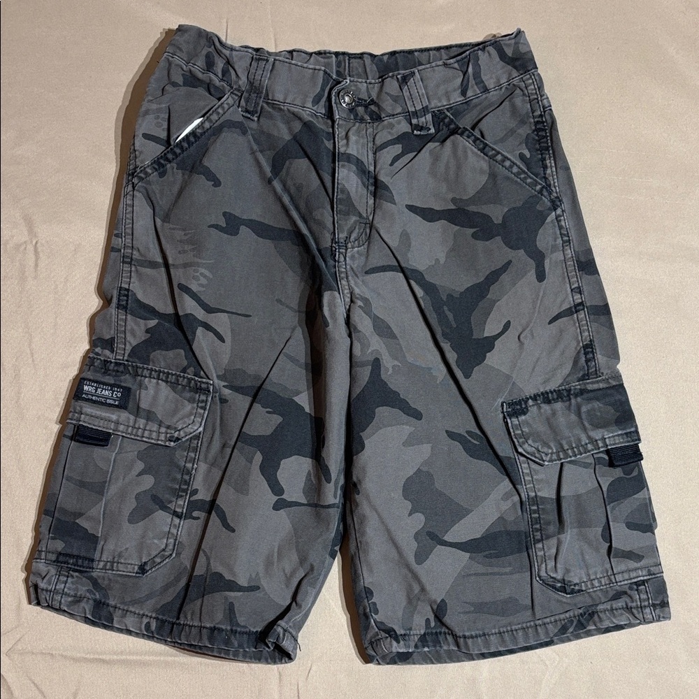 Boys Wrangler camo shorts